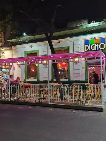 Digno Bar Barrio Martín en 3 de Febrero 562, Rosario